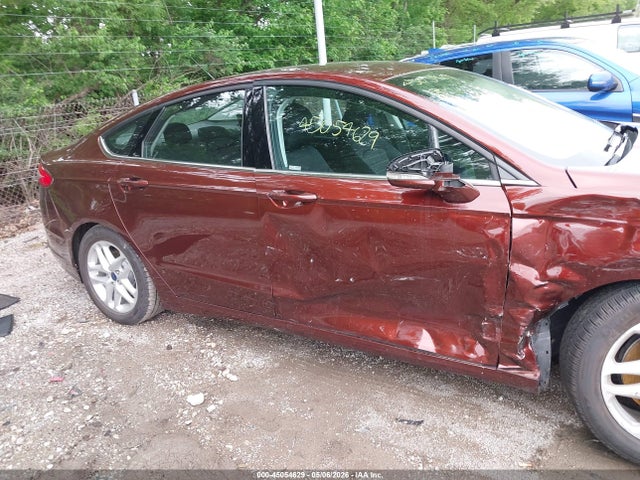 45054629 :رقم المزاد ، 3FA6P0H77GR339782 vin ، 2016 Ford Fusion Se مزاد بيع