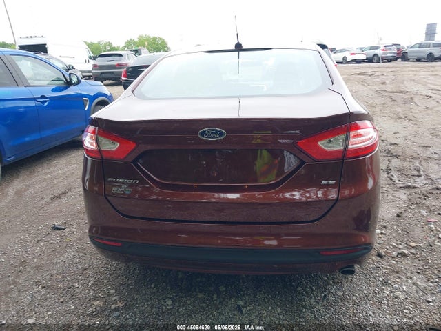 45054629 :رقم المزاد ، 3FA6P0H77GR339782 vin ، 2016 Ford Fusion Se مزاد بيع