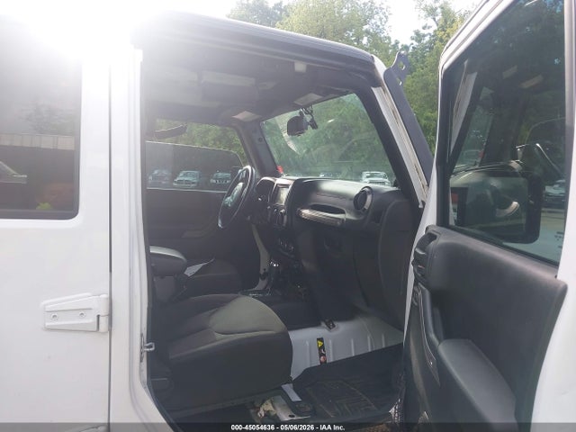 2014 Jeep Wrangler Unlimited Sport მანქანა იყიდება აუქციონზე, vin: 1C4HJWDG1EL220991, აუქციონის ნომერი: 45054636