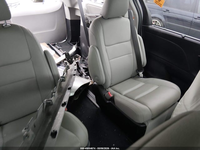 45054674 :رقم المزاد ، 5TDYZ3DC9LS077644 vin ، 2020 Toyota Sienna Limited Premium مزاد بيع