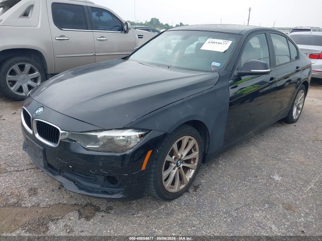 2016 Bmw 320i მანქანა იყიდება აუქციონზე, vin: WBA8A9C57GK617953, აუქციონის ნომერი: 45054677