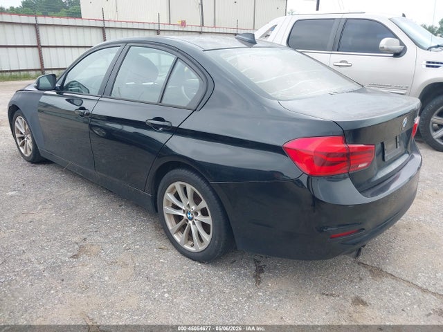 2016 Bmw 320i მანქანა იყიდება აუქციონზე, vin: WBA8A9C57GK617953, აუქციონის ნომერი: 45054677