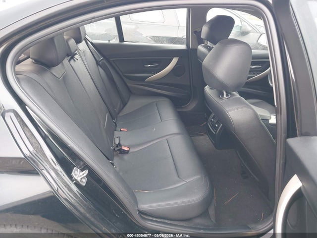 2016 Bmw 320i მანქანა იყიდება აუქციონზე, vin: WBA8A9C57GK617953, აუქციონის ნომერი: 45054677