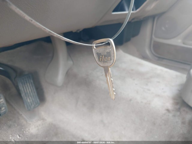 Продажа на аукционе авто 2004 Chevrolet Silverado 1500 Ls, vin: 2GCEC13T541390144, номер лота: 45054707