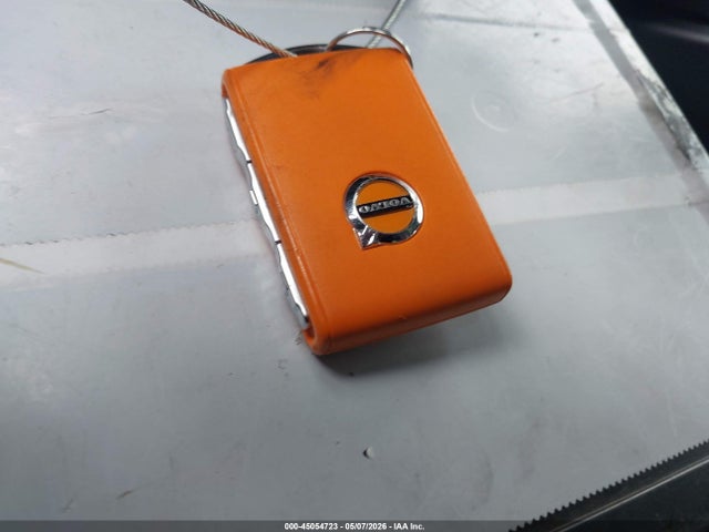 45054723 :رقم المزاد ، YV1102EK3M2427316 vin ، 2021 Volvo V60 T5 Momentum مزاد بيع