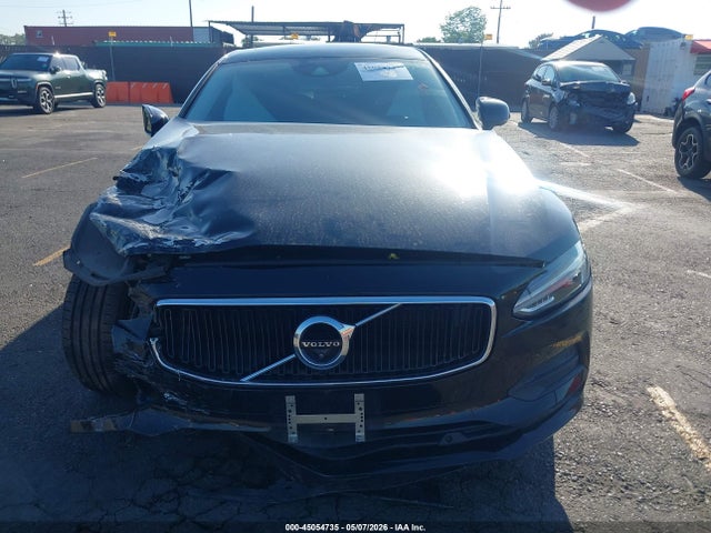 LVY982AK7JP033817 Volvo S90 T5 Momentum