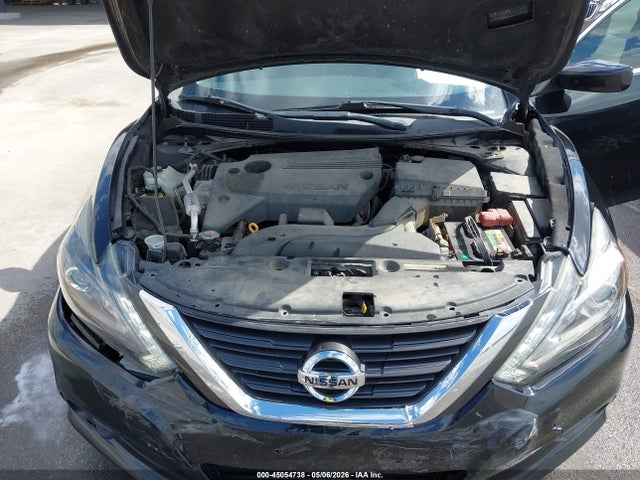 Auction sale of the 2017 Nissan Altima 2.5 Sr, vin: 1N4AL3AP1HC175477, lot number: 45054738
