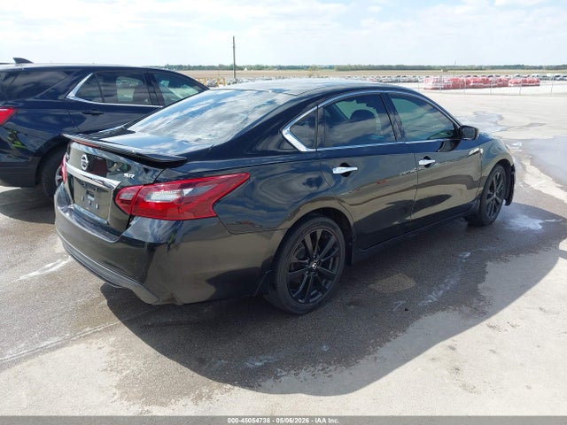 Auction sale of the 2017 Nissan Altima 2.5 Sr, vin: 1N4AL3AP1HC175477, lot number: 45054738