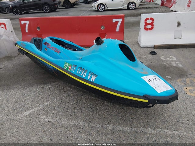 2020 YAMA1322F222 zdjęcie główne