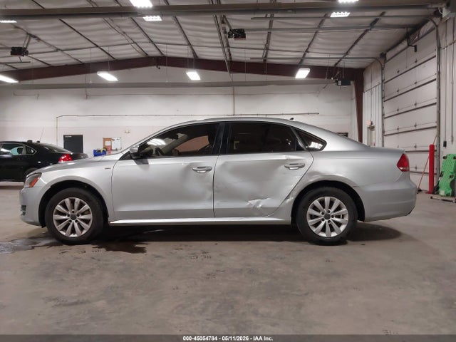 45054784 :رقم المزاد ، 1VWAH7A36EC022747 vin ، 2014 Volkswagen Passat 2.5l S/2.5l Wolfsburg Edition مزاد بيع