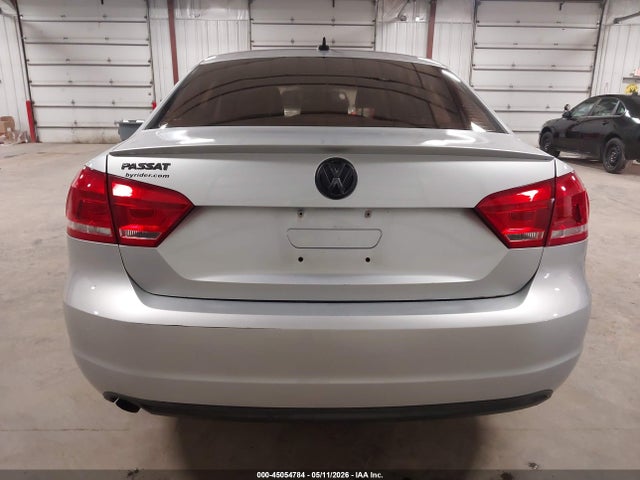 45054784 :رقم المزاد ، 1VWAH7A36EC022747 vin ، 2014 Volkswagen Passat 2.5l S/2.5l Wolfsburg Edition مزاد بيع