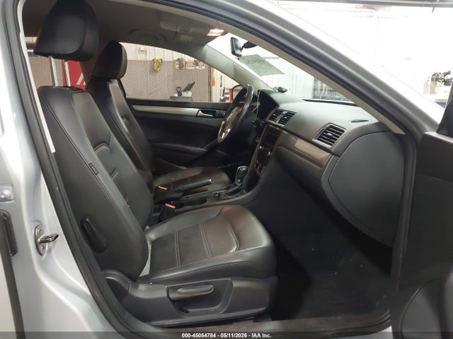 45054784 :رقم المزاد ، 1VWAH7A36EC022747 vin ، 2014 Volkswagen Passat 2.5l S/2.5l Wolfsburg Edition مزاد بيع