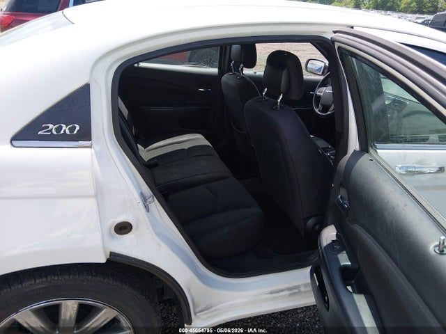 Продаж на аукціоні авто 2014 Chrysler 200 Touring, vin: 1C3CCBBB6EN158615, номер лоту: 45054795