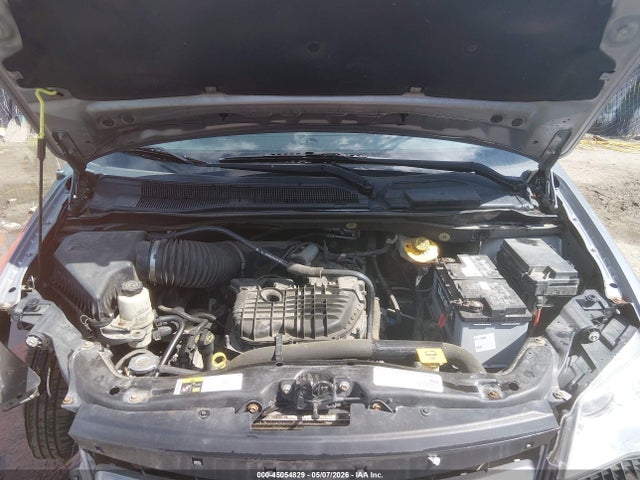 2016 Chrysler Town & Country Touring მანქანა იყიდება აუქციონზე, vin: 2C4RC1BG8GR198079, აუქციონის ნომერი: 45054829