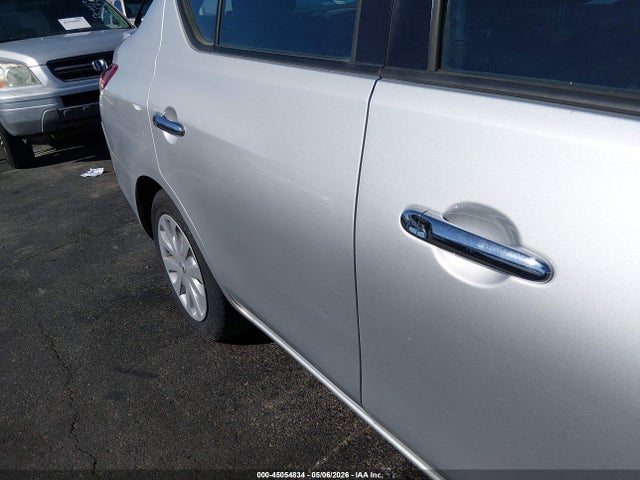 2014 Nissan Versa 1.6 Sv მანქანა იყიდება აუქციონზე, vin: 3N1CN7AP2EL815395, აუქციონის ნომერი: 45054834