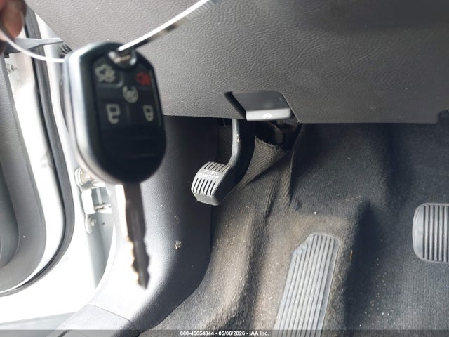 45054844 :رقم المزاد ، 1FAHP2E82FG153431 vin ، 2015 Ford Taurus Sel مزاد بيع