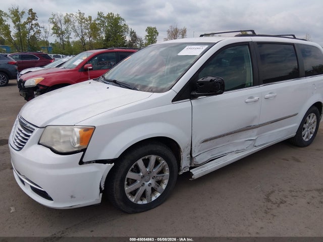2014 Chrysler Town & Country Touring მანქანა იყიდება აუქციონზე, vin: 2C4RC1BG3ER396999, აუქციონის ნომერი: 45054863
