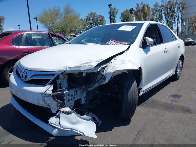 4T4BF1FK2ER340483 Toyota CAMRY LE