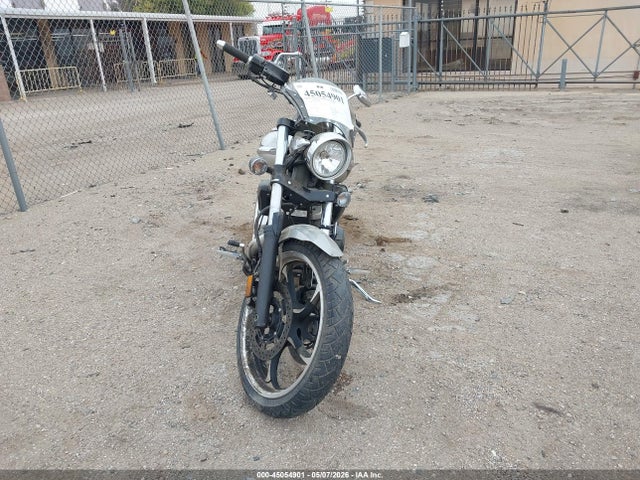 45054901 :رقم المزاد ، JYAVP27E5AA012358 vin ، 2010 Yamaha Xv1900 Cu مزاد بيع