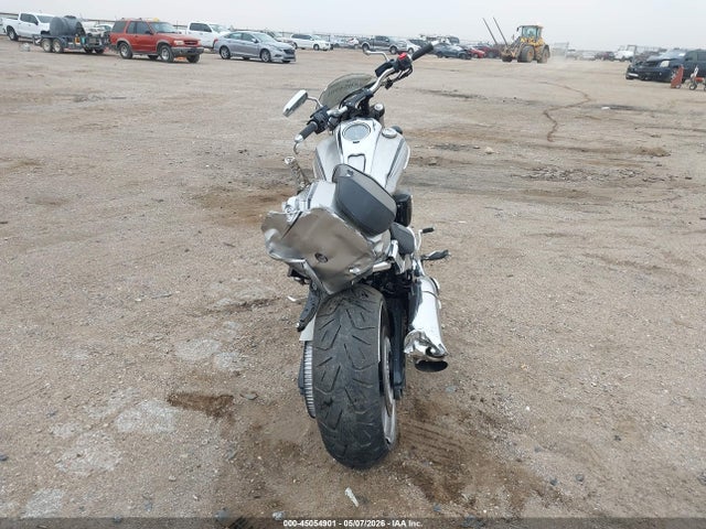 45054901 :رقم المزاد ، JYAVP27E5AA012358 vin ، 2010 Yamaha Xv1900 Cu مزاد بيع