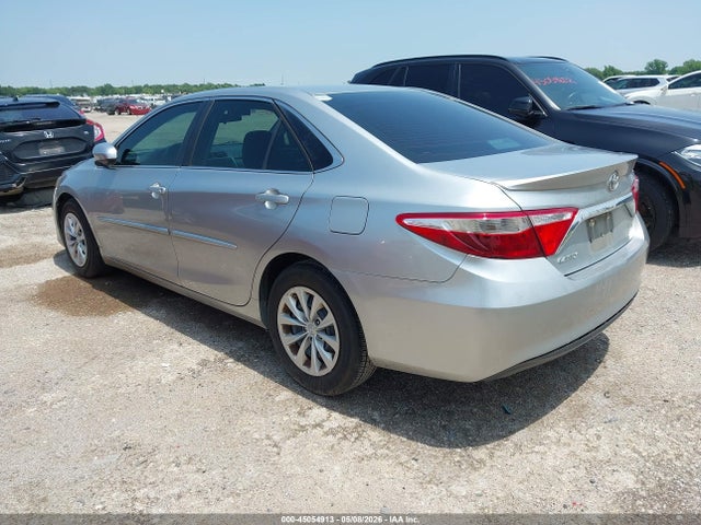 Продаж на аукціоні авто 2016 Toyota Camry Le, vin: 4T4BF1FKXGR554477, номер лоту: 45054913