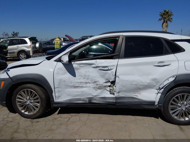 45054914 :رقم المزاد ، KM8K62AA4JU101252 vin ، 2018 Hyundai Kona Sel مزاد بيع