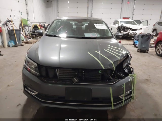 Продаж на аукціоні авто 2018 Volkswagen Passat 2.0t Sel Premium, vin: 1VWCA7A37JC009626, номер лоту: 45055004