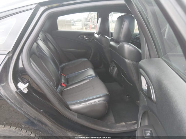 Chrysler 200 S 2015 1C3CCCDG0FN540719 Image 8