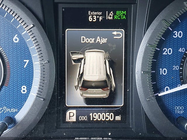 5TDYZ3DC0JS909756 Toyota Sienna Xle 8 Passenger