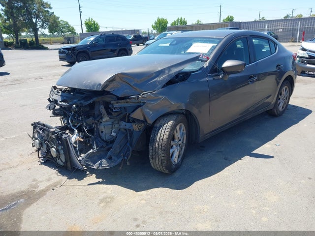 3MZBN1U76JM183584 Mazda Mazda3 Sport