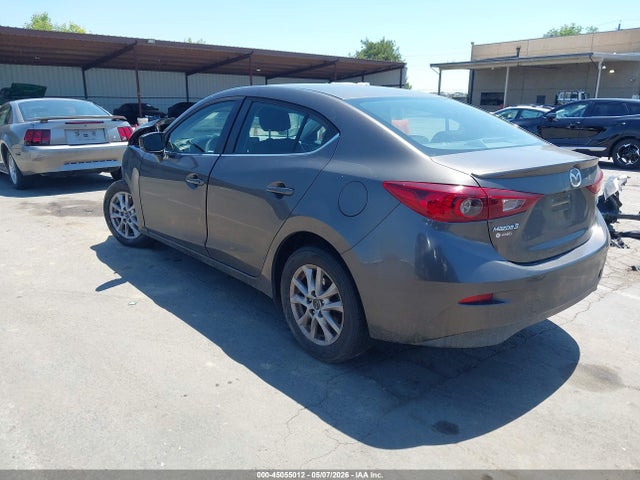 3MZBN1U76JM183584 Mazda Mazda3 Sport