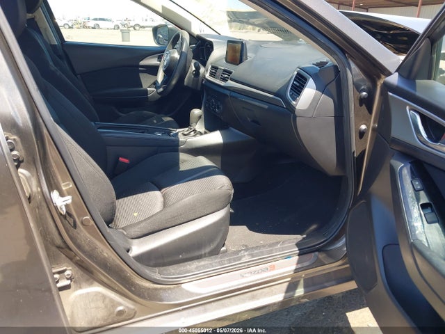 3MZBN1U76JM183584 Mazda Mazda3 Sport