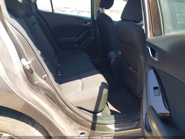 3MZBN1U76JM183584 Mazda Mazda3 Sport