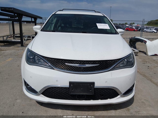 Продажа на аукционе авто 2017 Chrysler Pacifica Touring-l Plus, vin: 2C4RC1EG2HR622319, номер лота: 45055102
