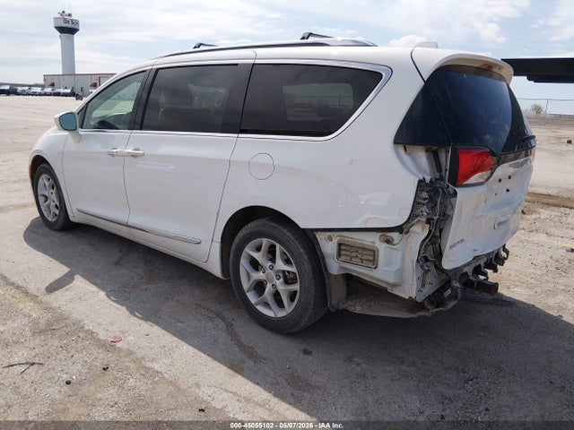 Продажа на аукционе авто 2017 Chrysler Pacifica Touring-l Plus, vin: 2C4RC1EG2HR622319, номер лота: 45055102