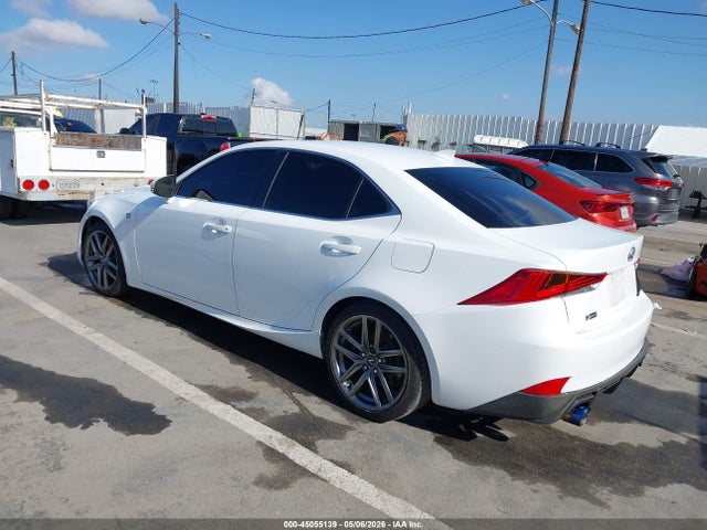 Lexus IS 200T 2017 JTHBA1D23H5047723 Image 3