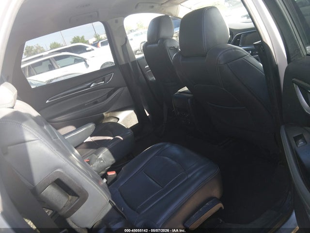 45055142 :رقم المزاد ، 5GAERBKW5JJ267303 vin ، 2018 Buick Enclave Essence مزاد بيع