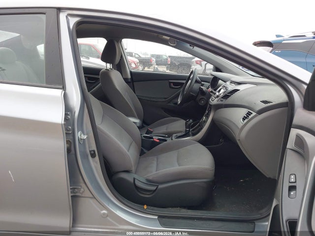 2016 Hyundai Elantra Se მანქანა იყიდება აუქციონზე, vin: 5NPDH4AEXGH755360, აუქციონის ნომერი: 45055172