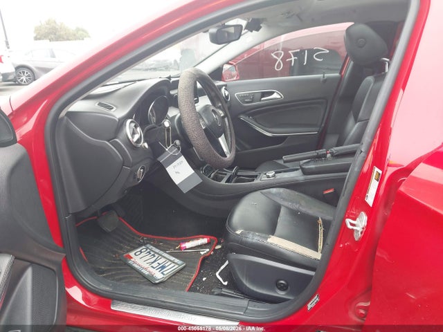 Продажа на аукционе авто 2015 Mercedes-benz Gla 250 4matic, vin: WDCTG4GB9FJ115491, номер лота: 45055178
