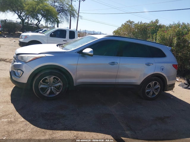KM8SM4HF1GU161744 Hyundai Santa Fe Se