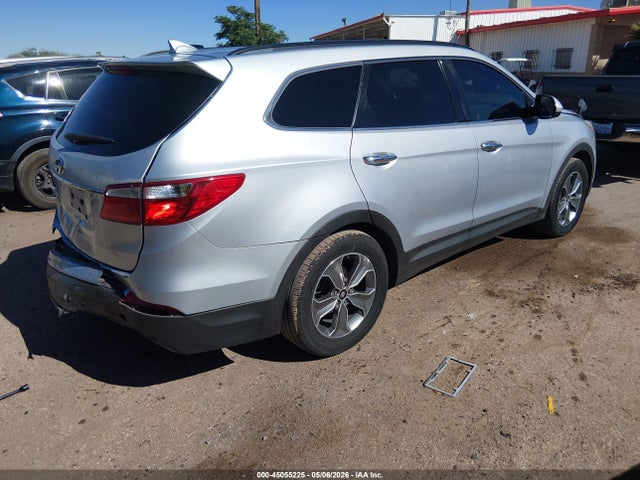 KM8SM4HF1GU161744 Hyundai Santa Fe Se