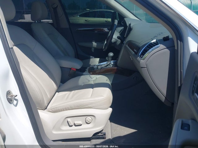 45055223 :رقم المزاد ، WA1LFAFP1CA045432 vin ، 2012 Audi Q5 2.0t Premium مزاد بيع