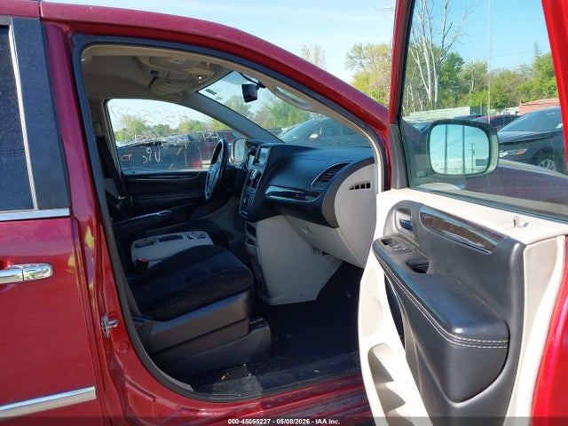Продажа на аукционе авто 2016 Chrysler Town & Country Touring, vin: 2C4RC1BG3GR269852, номер лота: 45055227