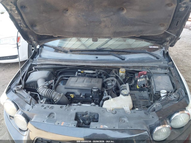 Chevrolet Sonic Ltz Auto 2015 1G1JE5SB4F4191370 Image 10