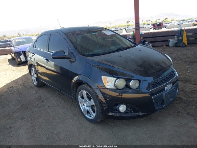 Chevrolet Sonic Ltz Auto 2015 1G1JE5SB4F4191370 Image 6