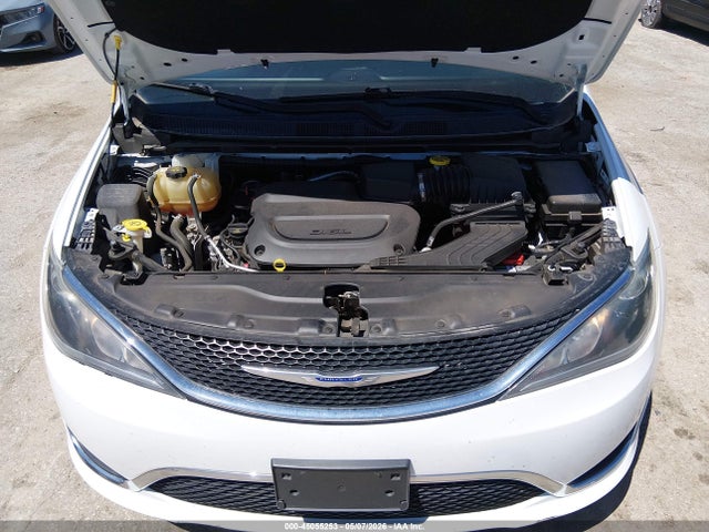 2C4RC1BG1LR125713 Chrysler Pacifica Touring L