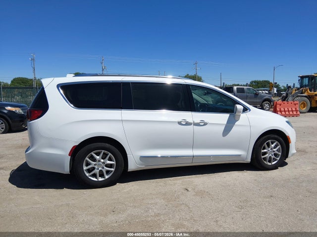 2C4RC1BG1LR125713 Chrysler Pacifica Touring L