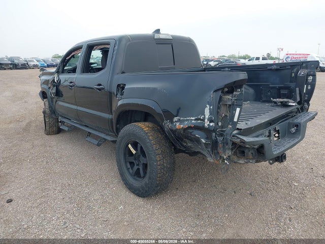 Aukcja sprzedaży 2018 Toyota Tacoma, vin: 5TFAZ5CN8JX066352, numer aukcji: 45055266