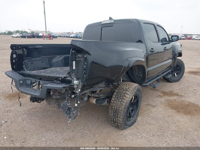 Aukcja sprzedaży 2018 Toyota Tacoma, vin: 5TFAZ5CN8JX066352, numer aukcji: 45055266