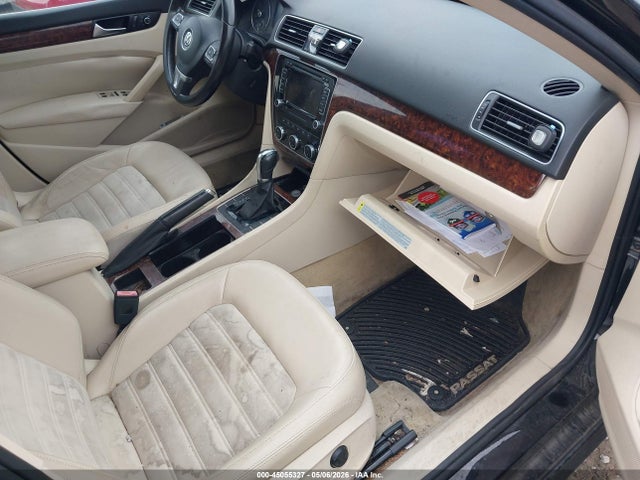 Продаж на аукціоні авто 2012 Volkswagen Passat 2.0l Tdi Sel Premium, vin: 1VWCN7A31CC002999, номер лоту: 45055327